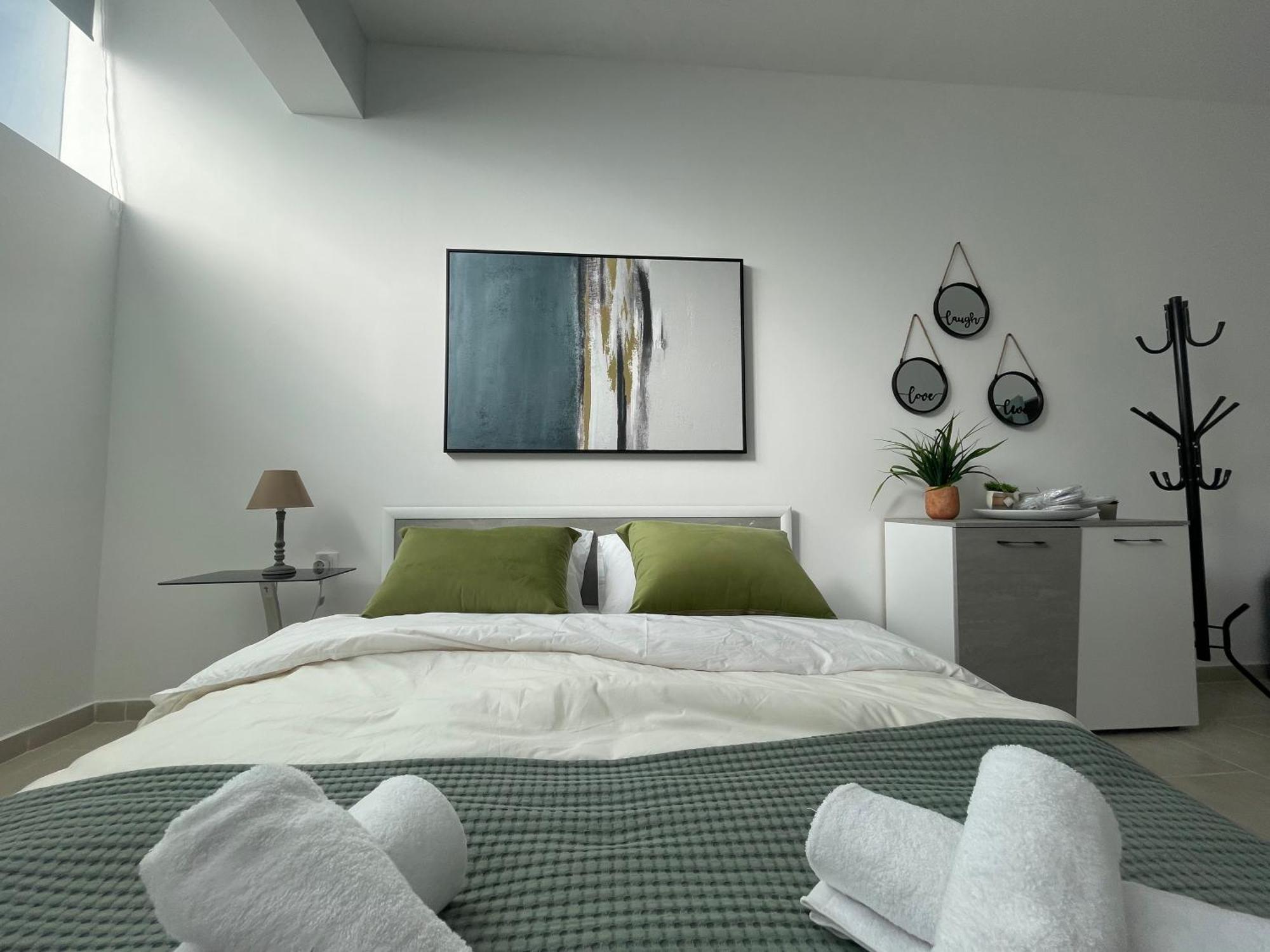Aiolos Chania Center Luxury Apartment Near The Garden Exterior photo