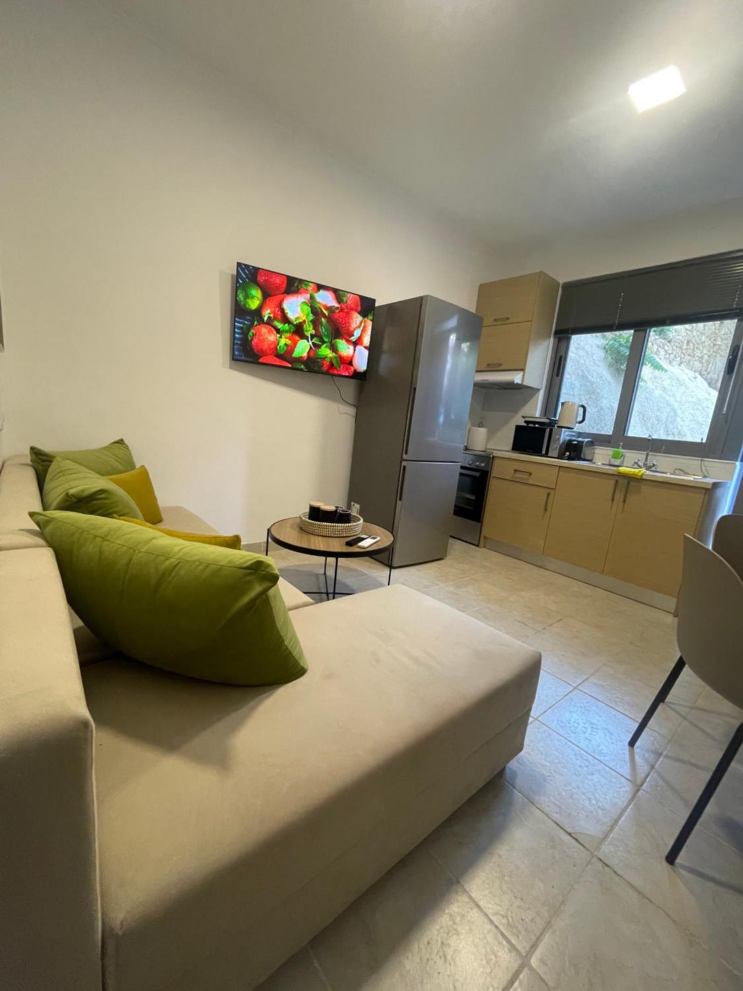 Aiolos Chania Center Luxury Apartment Near The Garden Exterior photo